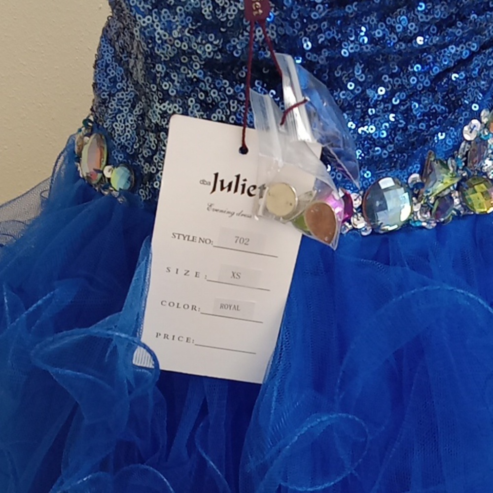 Nwt Juliet size x-small homecoming or prom dress - Picture 3 of 6